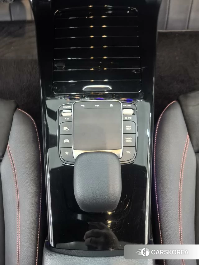 Mercedes-Benz Class A 2024 Белый из Китая, фото 6