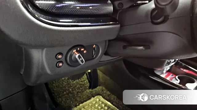 Mini Cooper D Clubman 2018 Черный из Кореи, фото 6