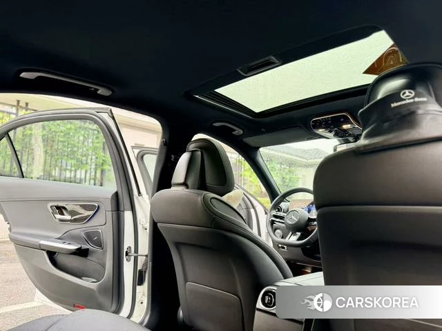 Mercedes-Benz Class C 2023 Белый из Китая, фото 6