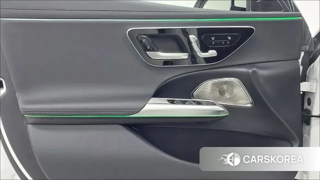 Mercedes-Benz E-Class W214 2024 Белый из Кореи, фото 6