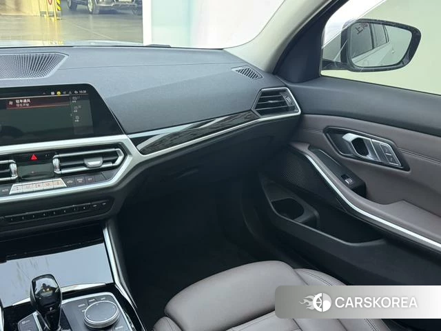 BMW 3 series 2021 Белый из Китая, фото 6
