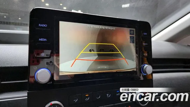 Hyundai Staria 2022 Желтый из Кореи, фото 6