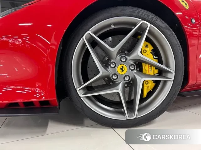 Ferrari F8 Spider 2021 Красный из Кореи, фото 6