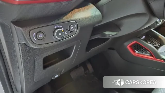 Chevrolet (GM Daewoo) Trailblazer 2021 Белый из Кореи, фото 6