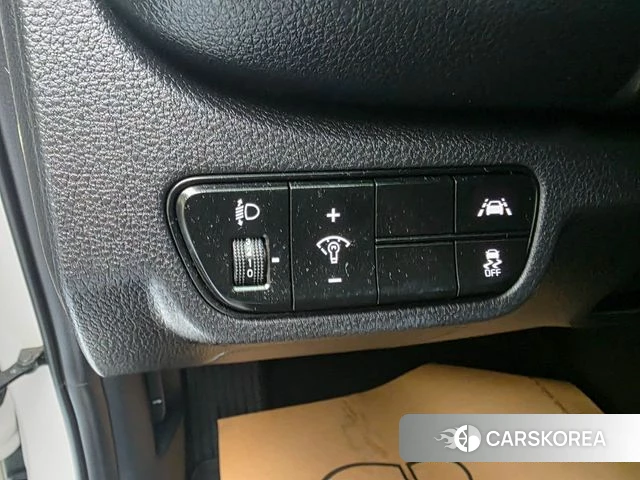 Kia Seltos 2019 Жемчужный цвет из Кореи, фото 6