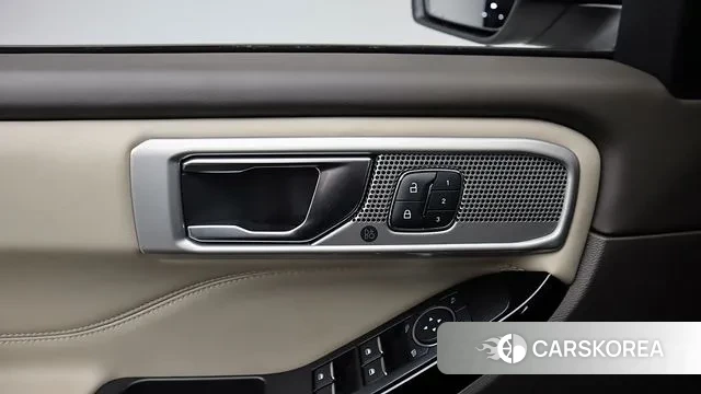 Ford Explorer 6th Generation 2022 Белый из Кореи, фото 6