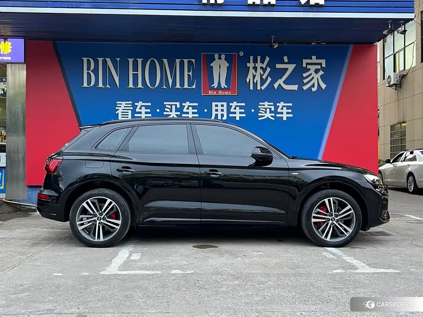 Audi Q5L 2024 Черный из Китая, фото 6