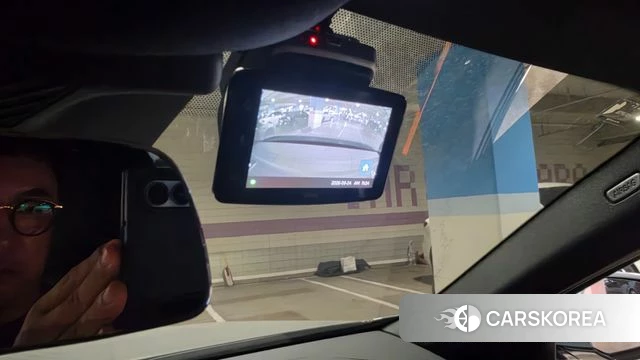 BMW 5 Series (G60) 2026 Небесно-голубой из Кореи, фото 6