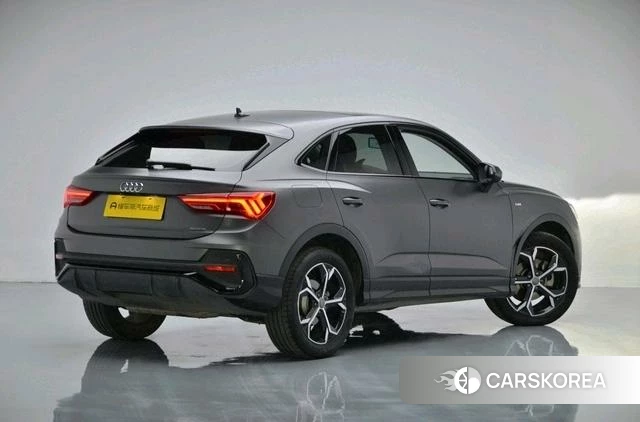 Audi Q3 Sportback 2020 Темно-серый из Китая, фото 6