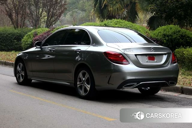 Mercedes-Benz Class C 2021 Серебристо-серый из Китая, фото 6