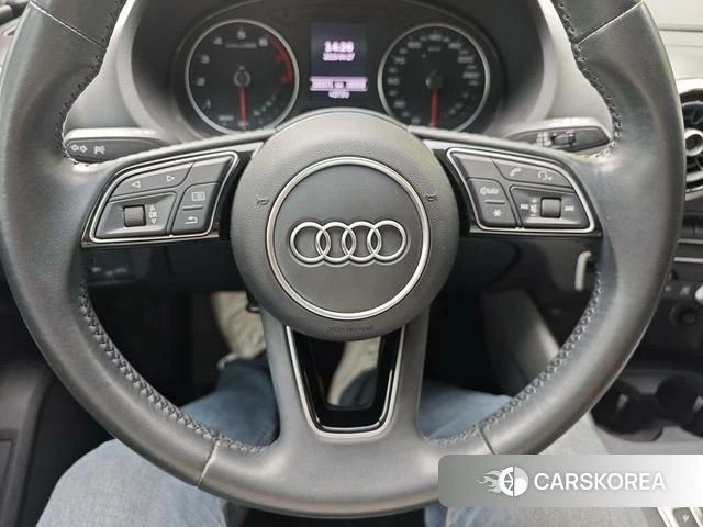 Audi A3 2019 Белый из Китая, фото 6