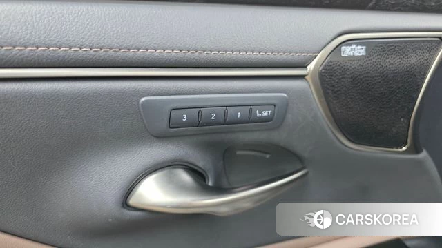Lexus ES300h 7th generation 2023 Серый из Кореи, фото 6