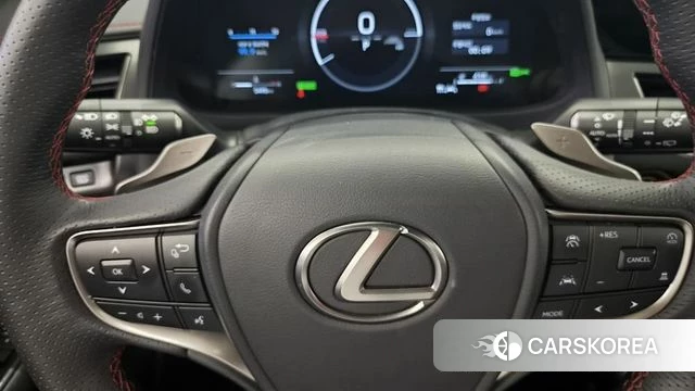 Lexus UX300h 2025 Белый из Кореи, фото 6