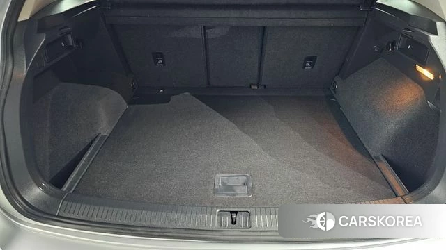 Volkswagen Tiguan second Generation 2018 Серебряный из Кореи, фото 6