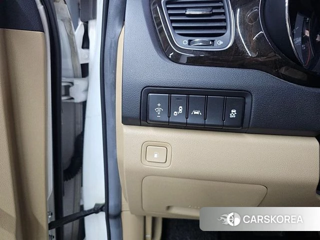 Kia The New Carnival 2018 Белый из Кореи, фото 6