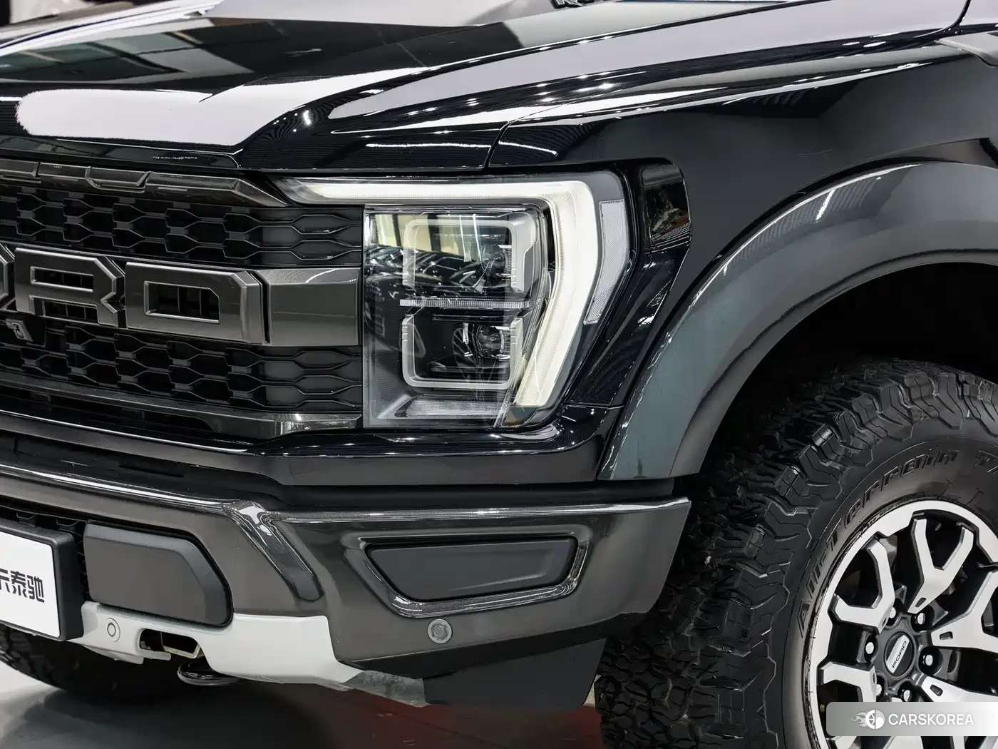 Ford F-150 Raptor 2025 Черный из Китая, фото 6