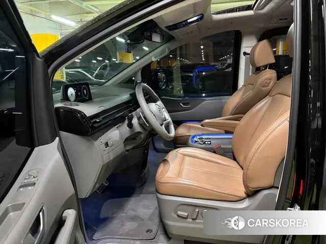 Hyundai Staria 2021 Черный из Кореи, фото 6