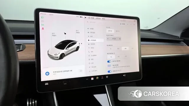 Tesla Model 3 2020 Белый из Кореи, фото 6