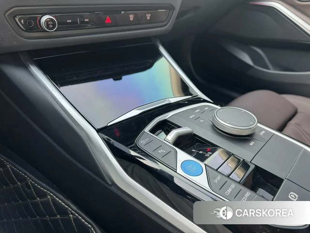 BMW i3 2024 Черный из Китая, фото 6
