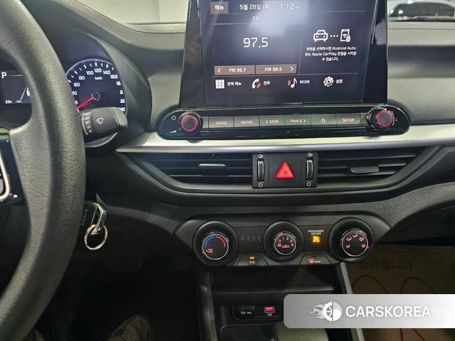 Kia The New K3 2nd generation 2023 Белый из Кореи, фото 6