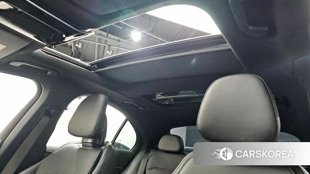 Mercedes-Benz E-Class W214 2025 Белый из Кореи, фото 6