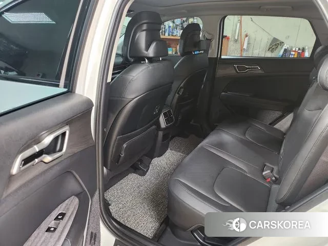 Kia Sportage 5th Generation Hybrid 2023 Белый из Кореи, фото 6