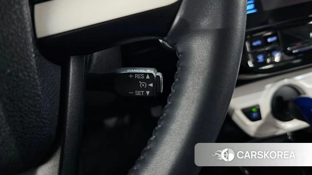Toyota Prius 4th Generation 2018 Красный из Кореи, фото 6