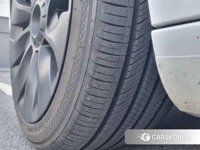 Tesla Model 3 2020 Белый из Кореи, фото 6