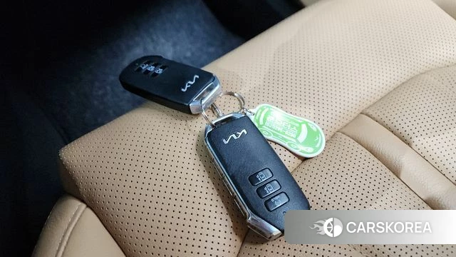 Kia K5 3rd generation 2023 Серый из Кореи, фото 6