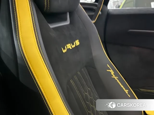 Lamborghini Urus 2024 Желтый из Кореи, фото 6