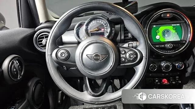 Mini Cooper D 2019 Песочный из Кореи, фото 6