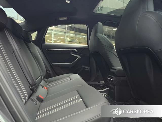 Audi A3 2024 Темно-серый из Китая, фото 6