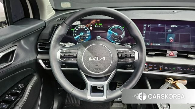 Kia Sportage 5th Generation Hybrid 2023 Белый из Кореи, фото 6