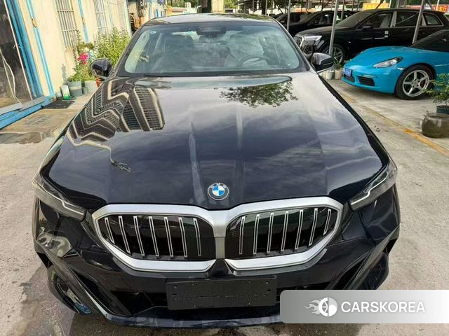 BMW 5 series 2026 Черный из Китая, фото 6