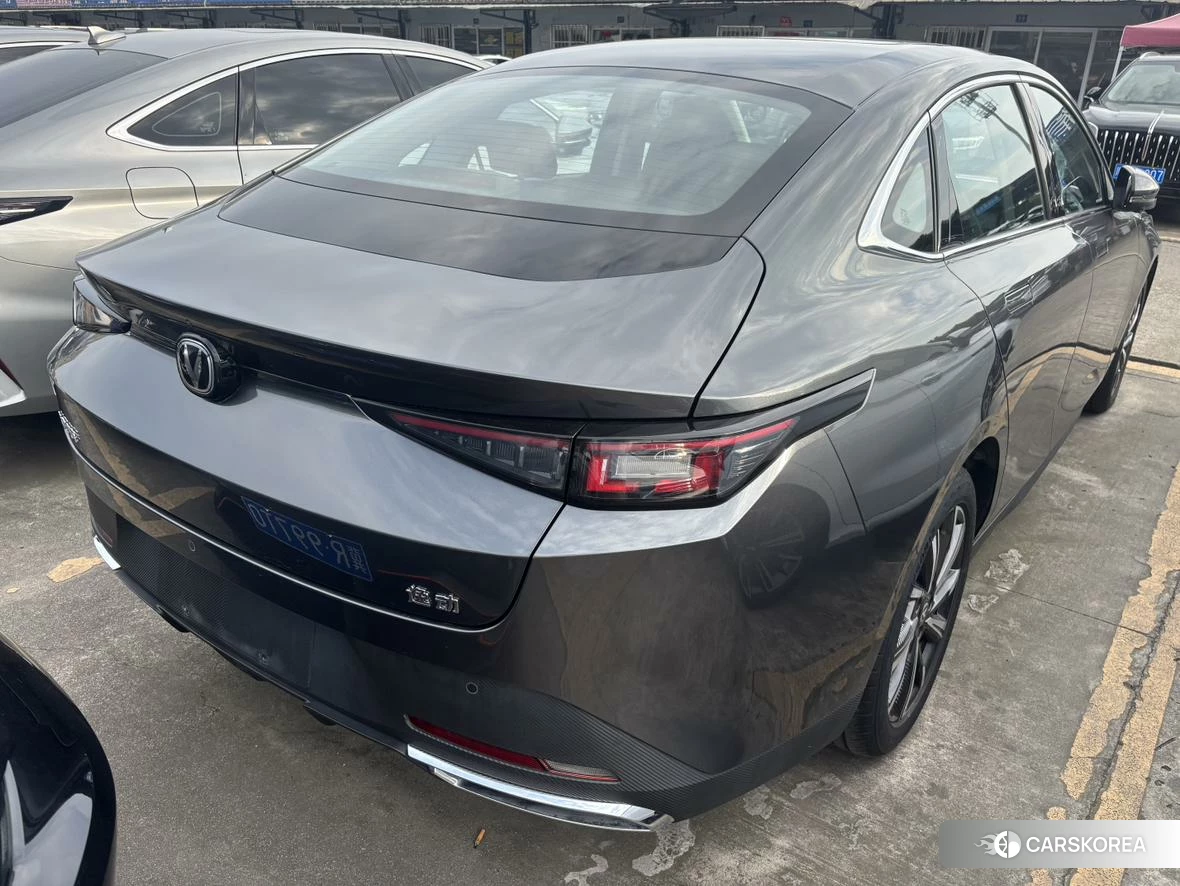 Chang'an Yidong 2024 Темно-серый из Китая, фото 6