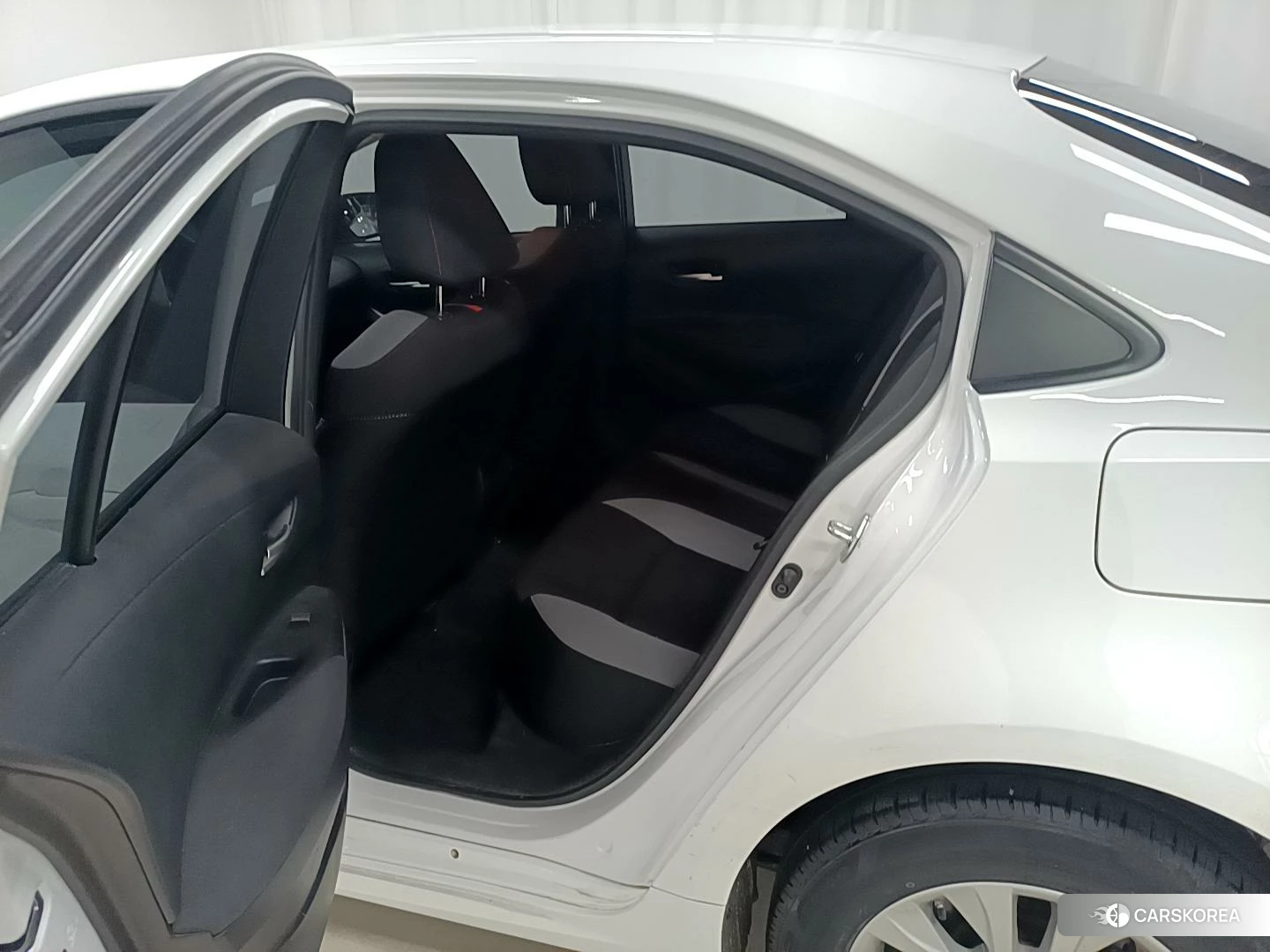 Toyota Corolla 2021 Белый из Китая, фото 6