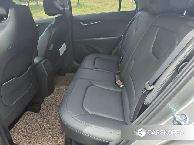 Kia Di Ol Nu Niro 2022 Серебристо-серый из Кореи, фото 6