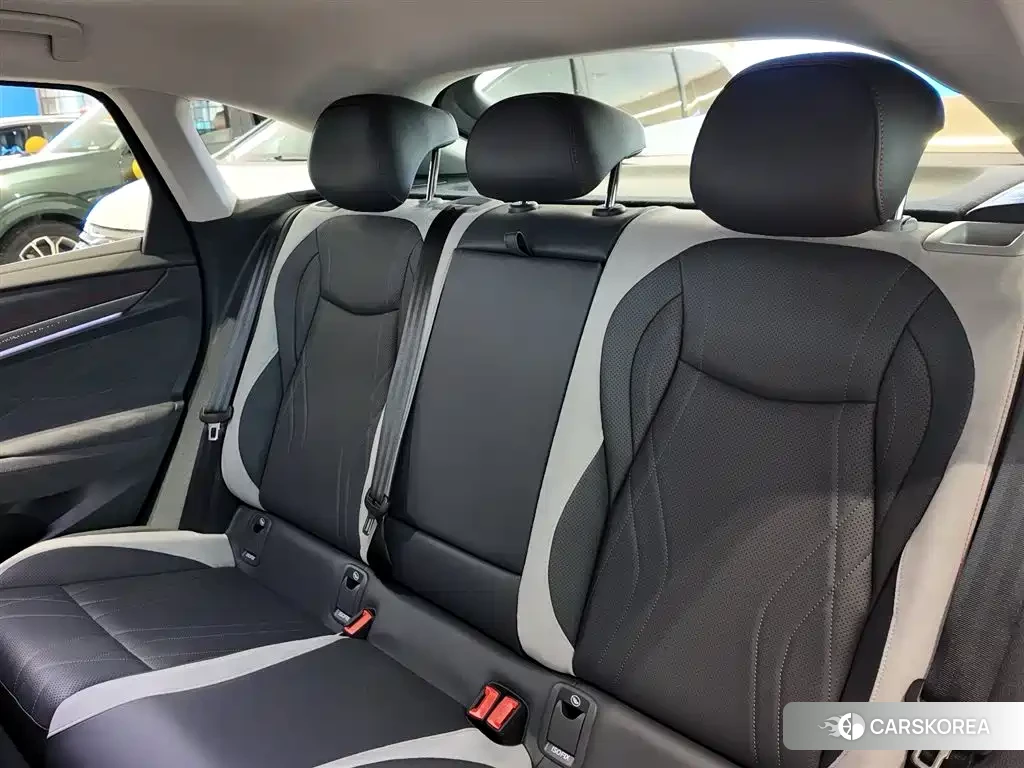 Volkswagen ID.7 VIZZION 2025 Белый из Китая, фото 6