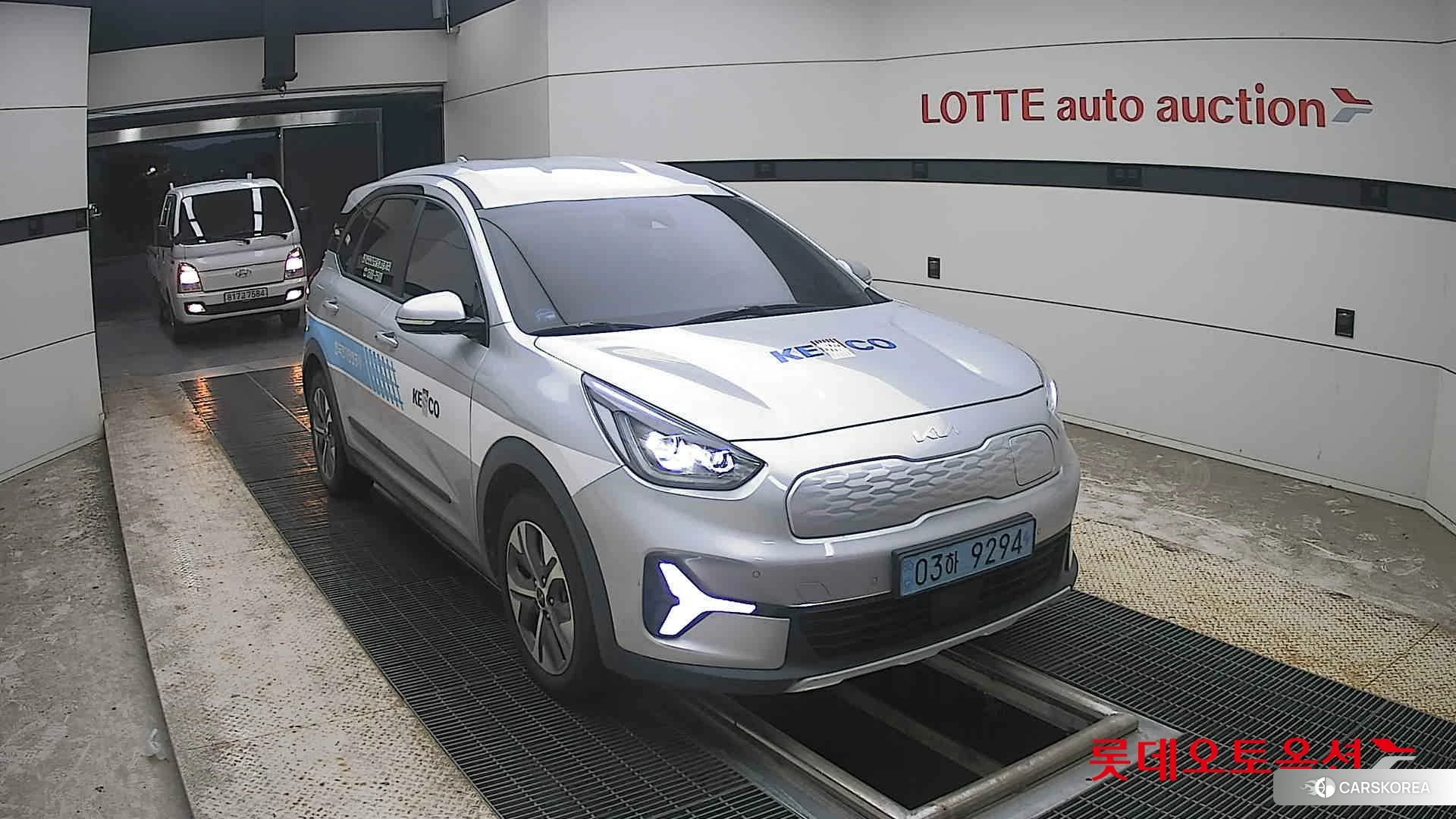 Kia Niro Plus 2023 Sparkling Silver из Кореи, фото 6
