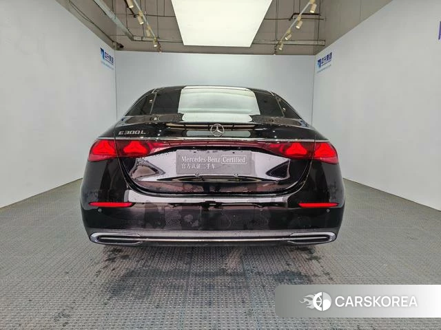 Mercedes-Benz E-class 2024 Черный из Китая, фото 6