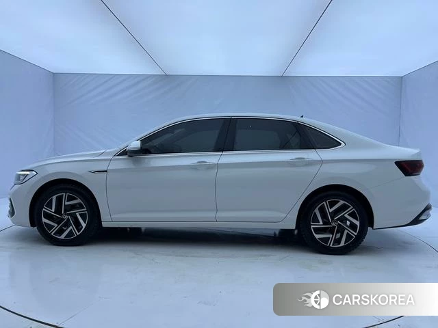 Volkswagen Sagitar 2022 Белый из Китая, фото 6