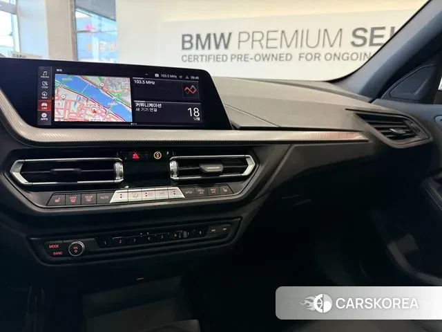 BMW 1 Series (F40) 2023 Белый из Кореи, фото 6