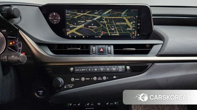 Lexus ES300h 7th generation 2019 Черный из Кореи, фото 6