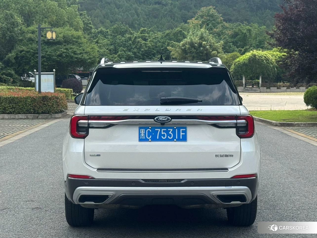 Ford Explorer 2022 Белый из Китая, фото 6