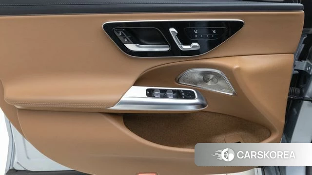 Mercedes-Benz E-Class W214 2024 Серебряный из Кореи, фото 6