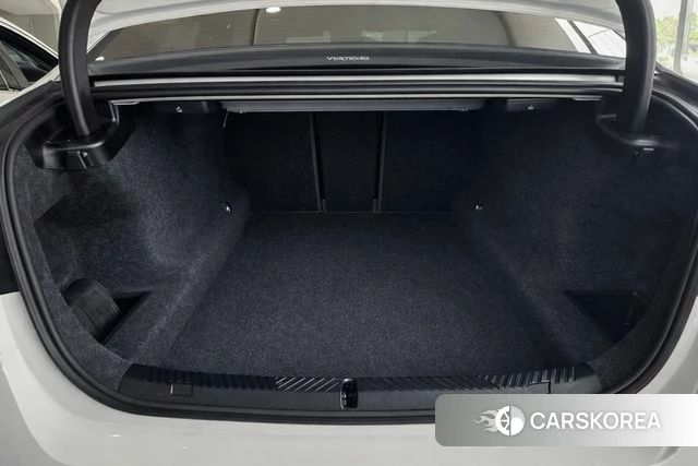 BMW 5 Series (G60) 2023 Белый из Кореи, фото 6