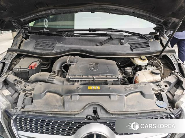 Mercedes-Benz V-class 2022 Черный из Китая, фото 6