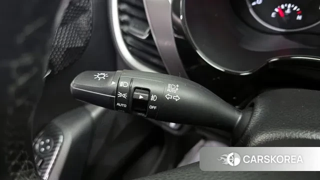 Kia Seltos 2019 Белый из Кореи, фото 6