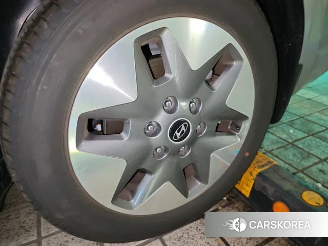 Hyundai Staria 2025 Серебряный из Кореи, фото 6