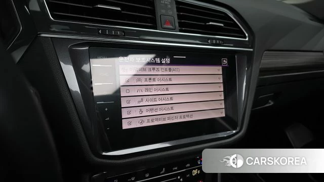 Volkswagen Tiguan Allspace 2023 Черный из Кореи, фото 6